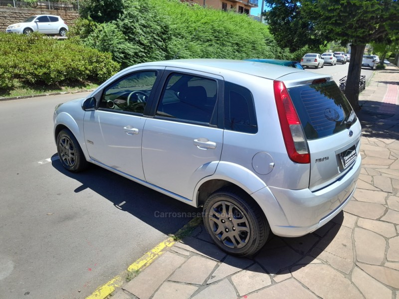 FIESTA 1.6 MPI HATCH 8V FLEX 4P MANUAL - 2011 - NOVA PRATA