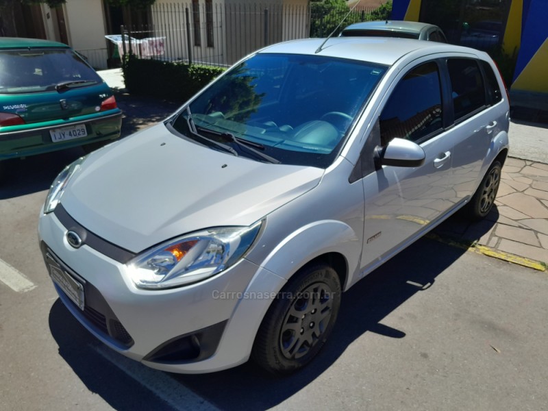 FIESTA 1.6 MPI HATCH 8V FLEX 4P MANUAL