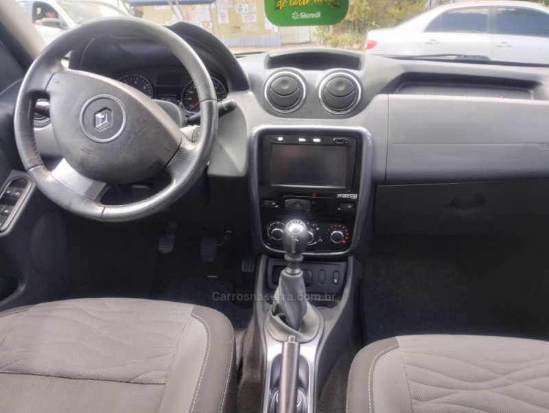 DUSTER 2.0 DYNAMIQUE 4X2 16V FLEX 4P MANUAL - 2014 - CAXIAS DO SUL