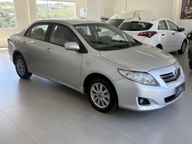 COROLLA 1.8 XLI 16V FLEX 4P AUTOMÁTICO - 2010 - BENTO GONçALVES