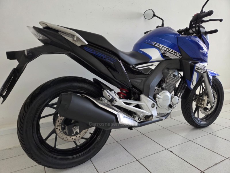 CB 250F TWISTER CBS - 2021 - CAXIAS DO SUL