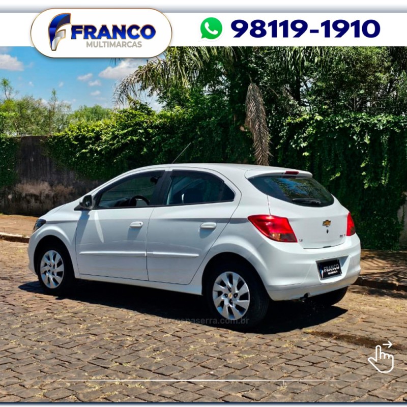 ONIX 1.4 MPFI LT 8V FLEX 4P MANUAL - 2016 - VACARIA