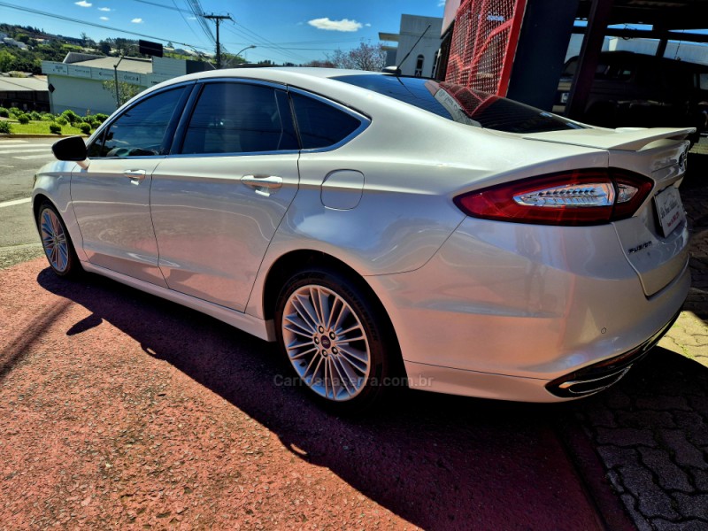 FUSION 2.0 TITANIUM PLUS AWD 16V GASOLINA 4P AUTOMÁTICO - 2016 - FARROUPILHA