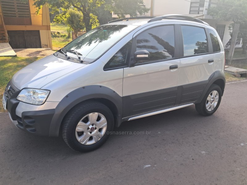 IDEA 1.8 MPI ADVENTURE 8V FLEX 4P MANUAL - 2009 - FELIZ