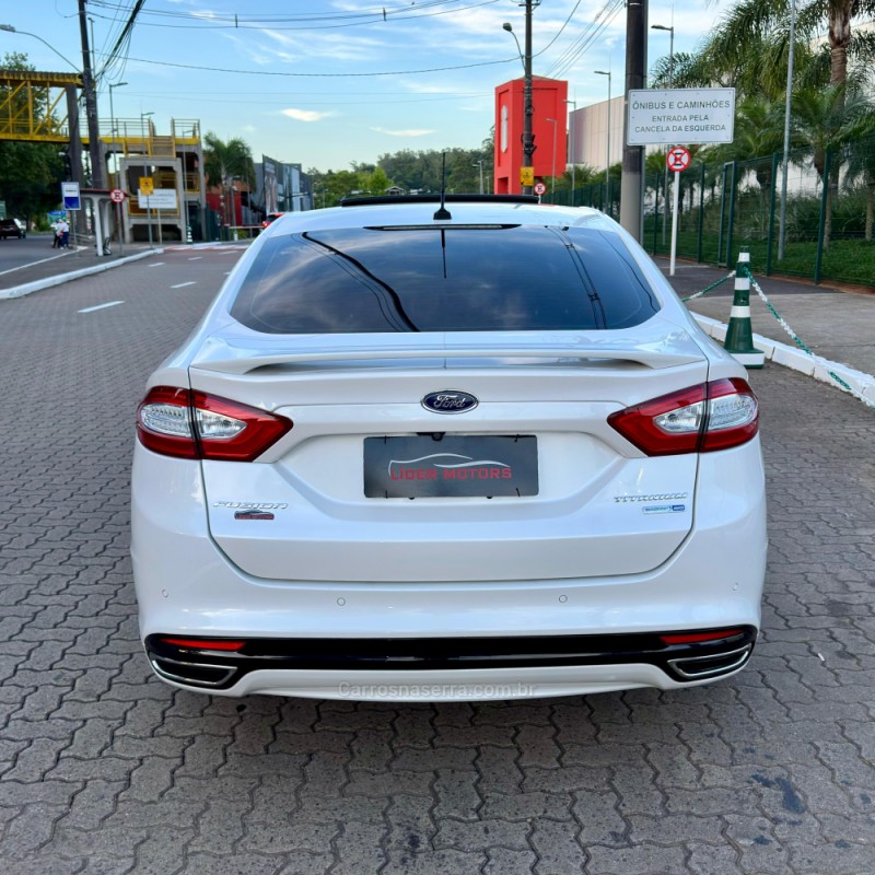 FUSION 2.0 TITANIUM AWD 16V GASOLINA 4P AUTOMÁTICO - 2016 - ESTâNCIA VELHA
