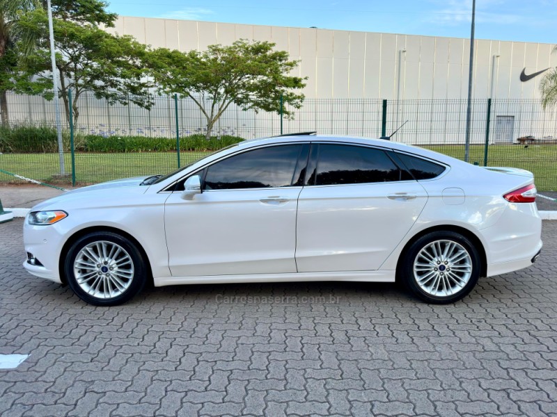 FUSION 2.0 TITANIUM AWD 16V GASOLINA 4P AUTOMÁTICO - 2016 - ESTâNCIA VELHA