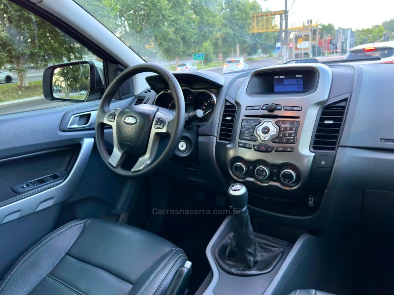 RANGER 2.5 XLT 4X2 CD 16V FLEX 4P MANUAL - 2015 - ESTâNCIA VELHA
