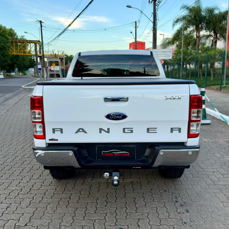 RANGER 2.5 XLT 4X2 CD 16V FLEX 4P MANUAL - 2015 - ESTâNCIA VELHA