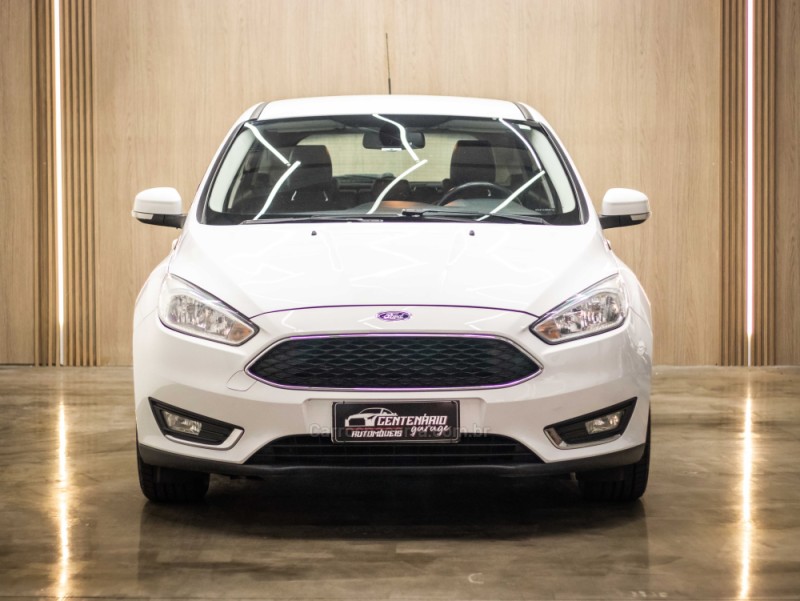 FOCUS 2.0 SE PLUS 16V FLEX 4P AUTOMÁTICO - 2016 - CAXIAS DO SUL
