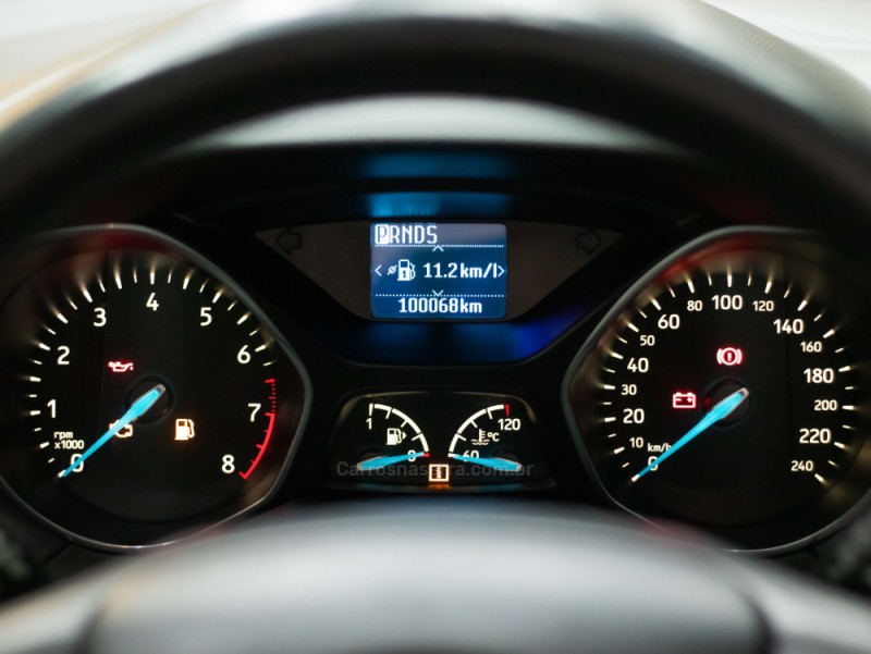 FOCUS 2.0 SE PLUS 16V FLEX 4P AUTOMÁTICO - 2016 - CAXIAS DO SUL