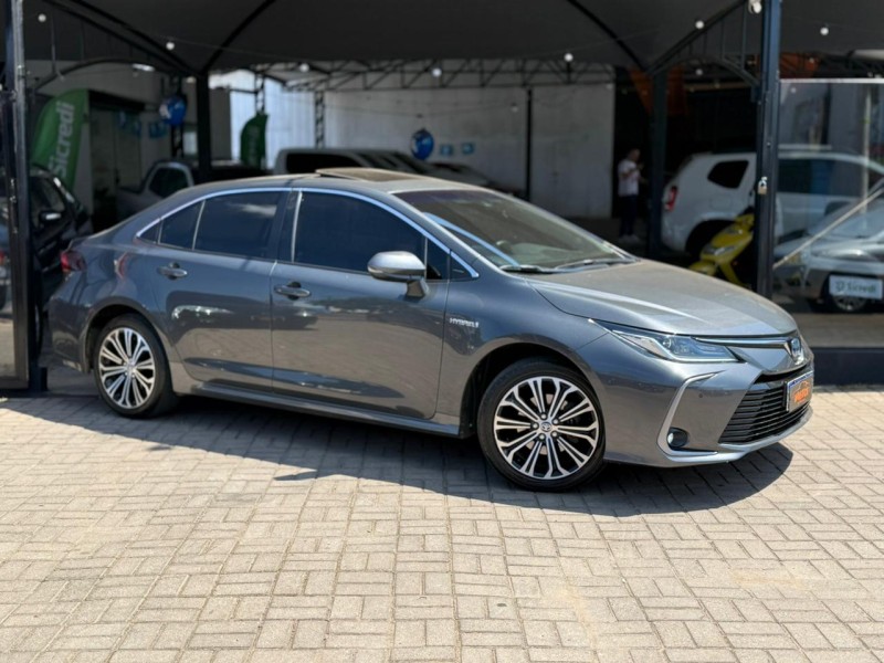 COROLLA 1.8 ALTIS PREMIUM 16V HÍBRIDO 4P AUTOMÁTICO - 2022 - LAGOA VERMELHA