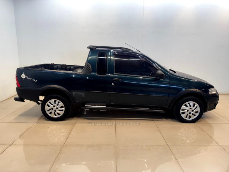 STRADA 1.6 MPI ADVENTURE CE 16V GASOLINA 2P MANUAL - 2002 - CASCA