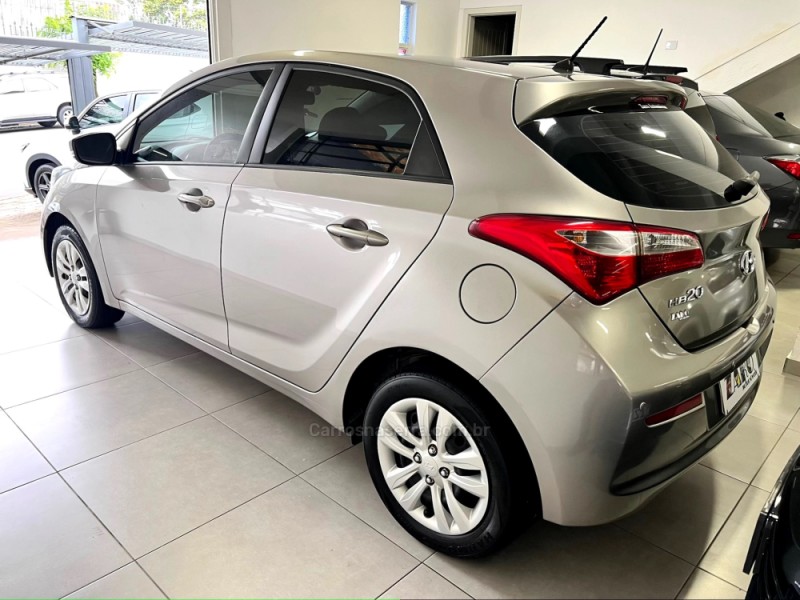 HB20 1.0 COMFORT PLUS 12V FLEX 4P MANUAL - 2016 - CARLOS BARBOSA