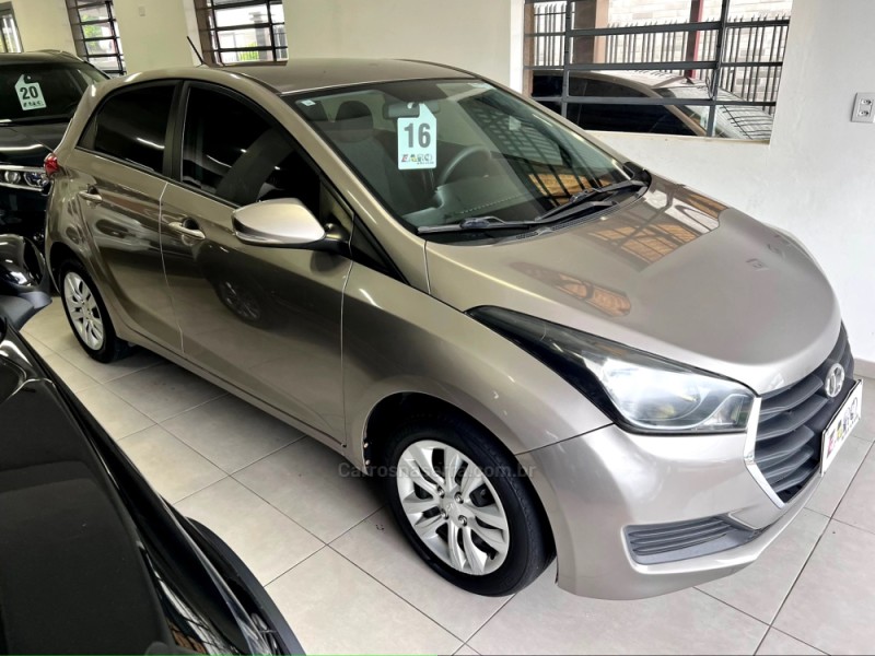 HB20 1.0 COMFORT PLUS 12V FLEX 4P MANUAL - 2016 - CARLOS BARBOSA