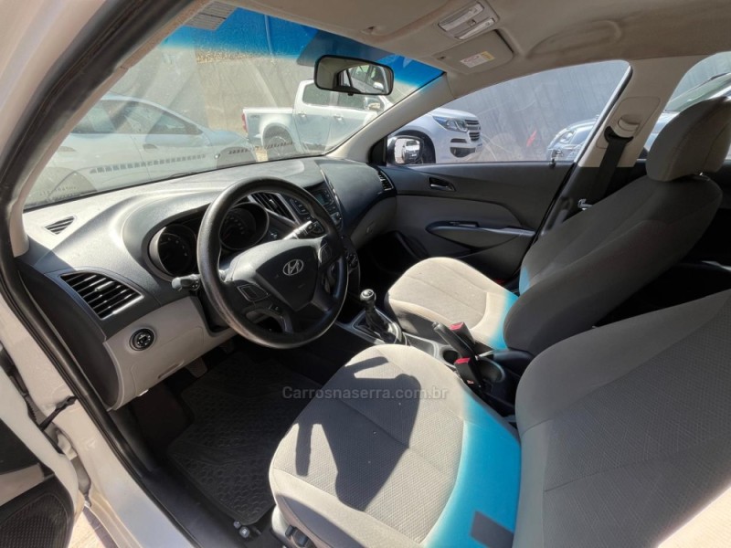 HB20S 1.0 COMFORT 12V FLEX 4P MANUAL - 2017 - BENTO GONçALVES