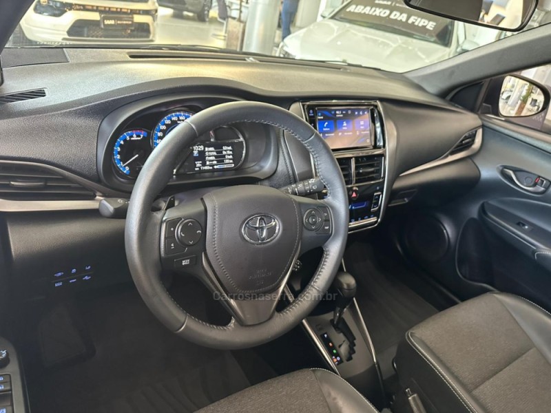 YARIS 1.5 XS 16V FLEX 4P AUTOMÁTICO - 2023 - NOVO HAMBURGO