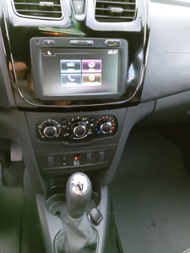 SANDERO 1.0 EXPRESSION 16V FLEX 4P MANUAL - 2021 - PICADA CAFé