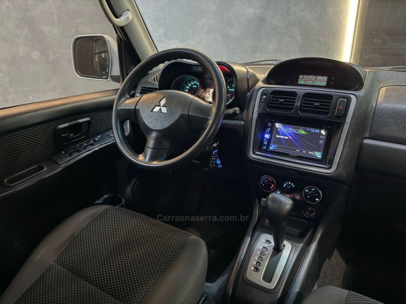 PAJERO TR4 2.0 4X4 16V 131CV GASOLINA 4P AUTOMÁTICO - 2011 - NOVO HAMBURGO