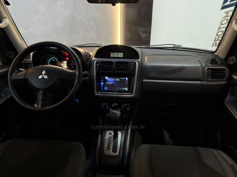 PAJERO TR4 2.0 4X4 16V 131CV GASOLINA 4P AUTOMÁTICO - 2011 - NOVO HAMBURGO