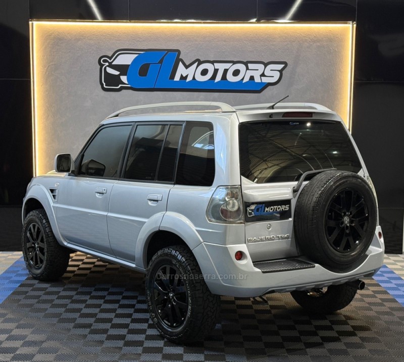 PAJERO TR4 2.0 4X4 16V 131CV GASOLINA 4P AUTOMÁTICO - 2011 - NOVO HAMBURGO