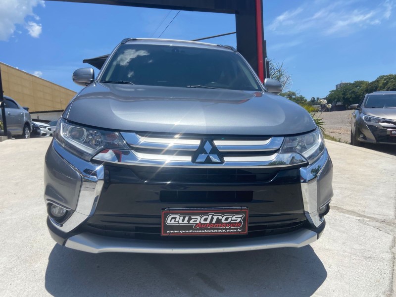 OUTLANDER 3.0 GT 4X4 V6 24V GASOLINA 4P AUTOMÁTICO - 2016 - CAXIAS DO SUL