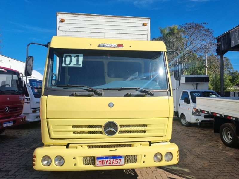 914  - 2001 - PORTãO