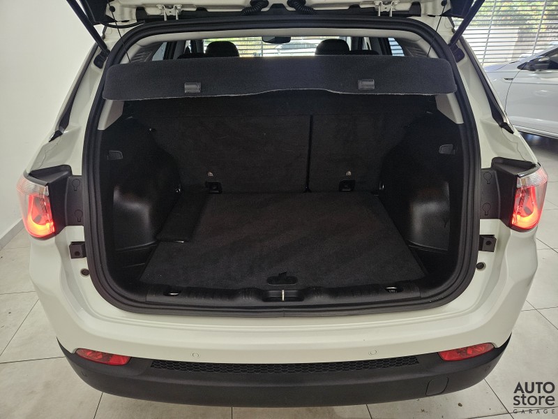 COMPASS 2.0 16V FLEX LIMITED AUTOMÁTICO - 2019 - CAXIAS DO SUL