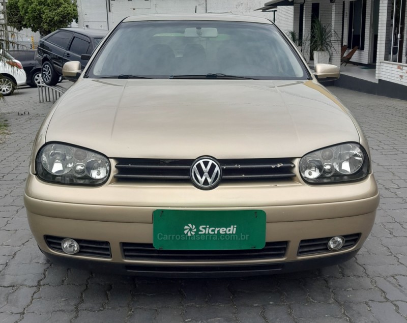 GOLF 2.0 MI COMFORTLINE 8V GASOLINA 4P MANUAL - 2001 - CAXIAS DO SUL