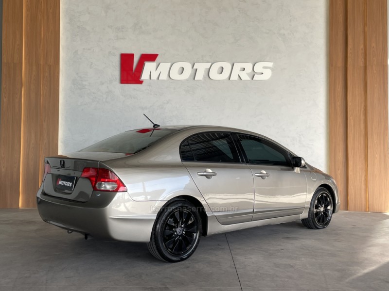 CIVIC 1.8 LXS 16V FLEX 4P MANUAL - 2007 - PAROBé