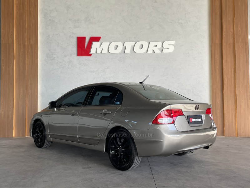 CIVIC 1.8 LXS 16V FLEX 4P MANUAL - 2007 - PAROBé