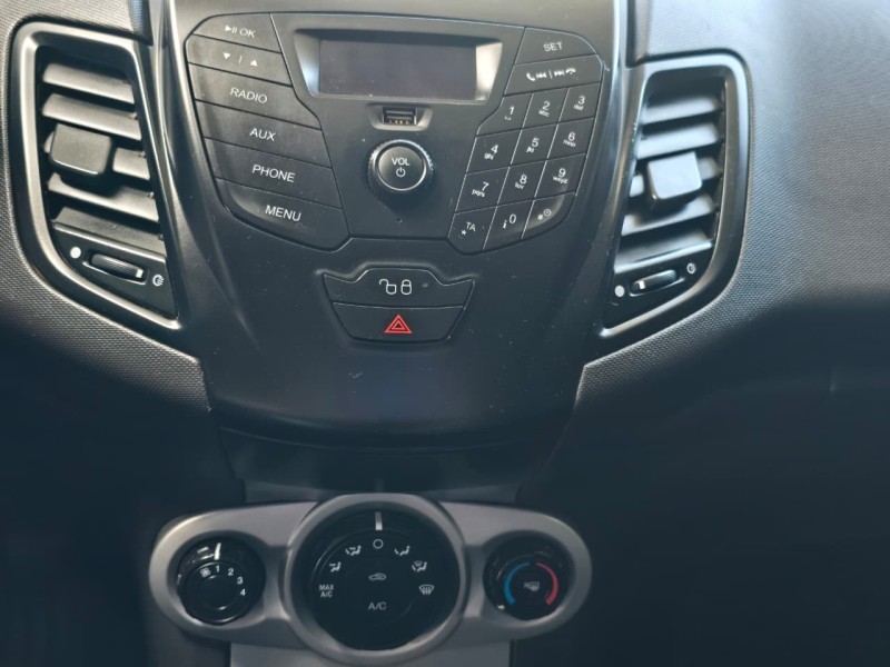 FIESTA 1.5 SE HATCH 16V FLEX 4P MANUAL - 2015 - CAXIAS DO SUL