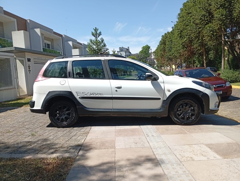 207 1.6 ESCAPADE 16V FLEX 4P MANUAL - 2012 - FARROUPILHA