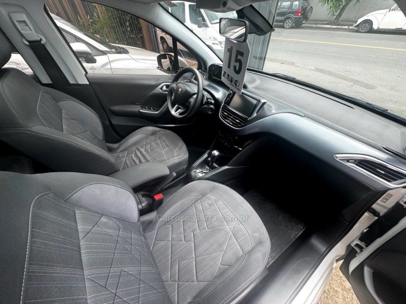 208 1.6 GRIFFE 16V FLEX 4P AUTOMÁTICO - 2015 - CARLOS BARBOSA