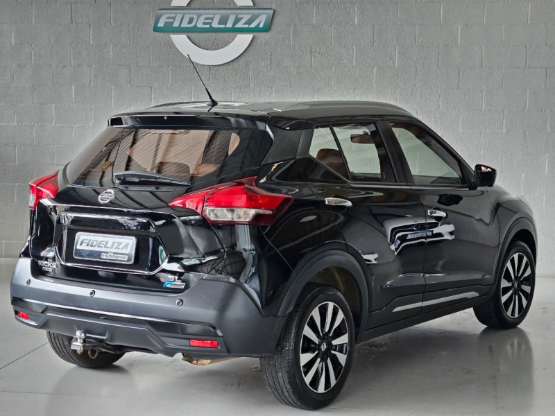 KICKS 1.6 16V FLEX SL PACK TECH 4P XTRONIC - 2018 - FARROUPILHA