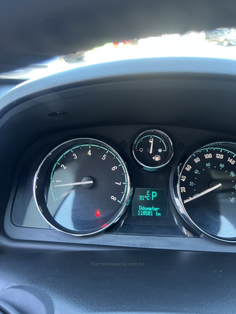 CAPTIVA 2.4 FWD SPORT 16V GASOLINA 4P AUTOMÁTICO - 2011 - ANTôNIO PRADO