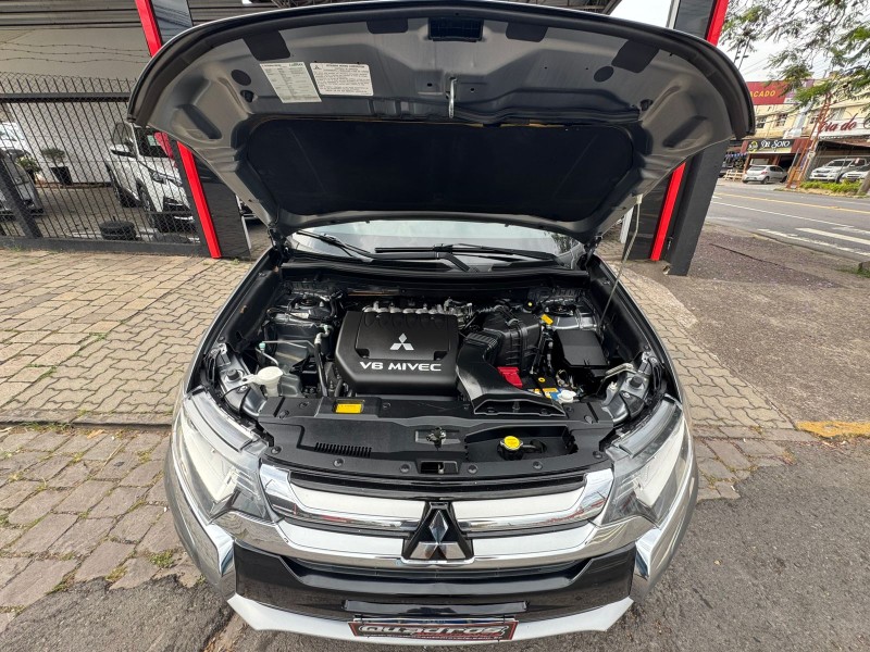 OUTLANDER 3.0 GT 4X4 V6 24V GASOLINA 4P AUTOMÁTICO - 2016 - CAXIAS DO SUL