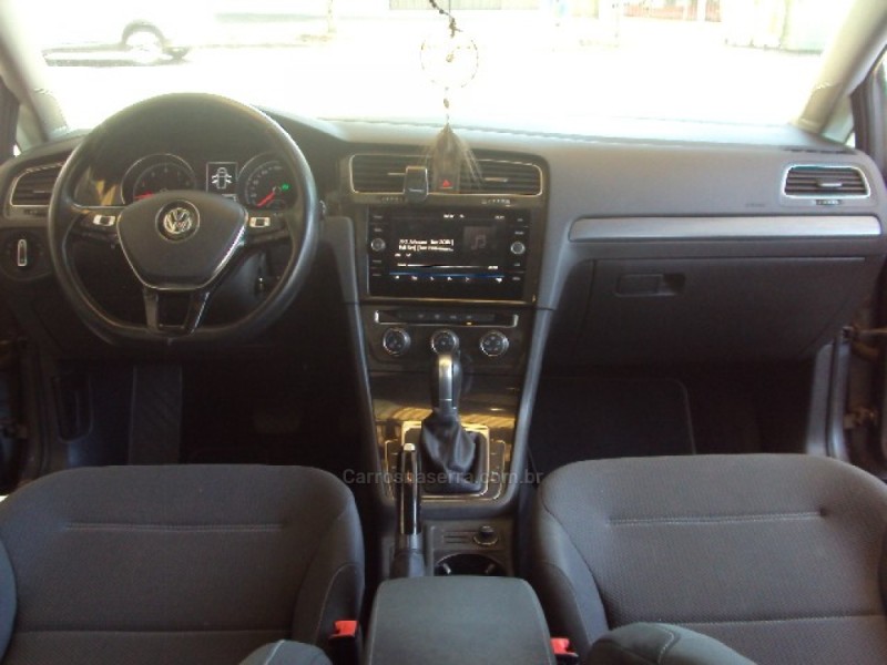 GOLF 1.0 TSI COMFORTLINE 12V TOTAL FLEX 4P MANUAL - 2018 - CAXIAS DO SUL