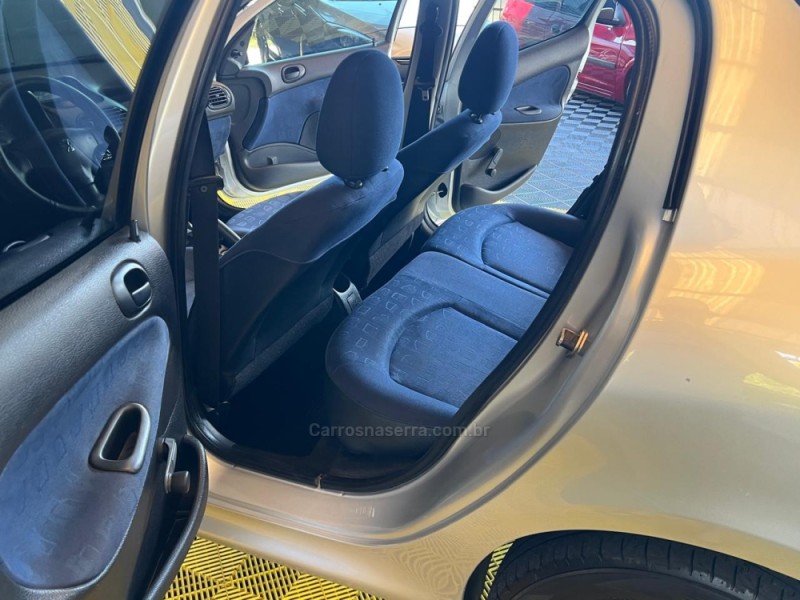 206 1.6 SOLEIL 16V GASOLINA 4P MANUAL - 2003 - CAXIAS DO SUL