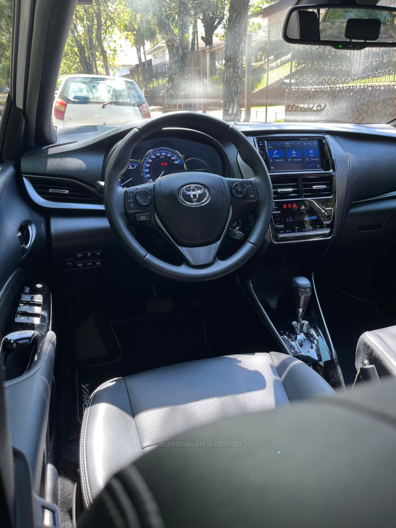 YARIS 1.5 XLS FLEX 4P AUTOMÁTICO - 2023 - ERECHIM