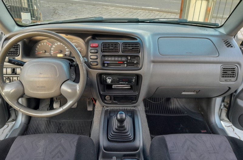 TRACKER 2.0 4X4 16V GASOLINA 4P MANUAL - 2008 - CAXIAS DO SUL