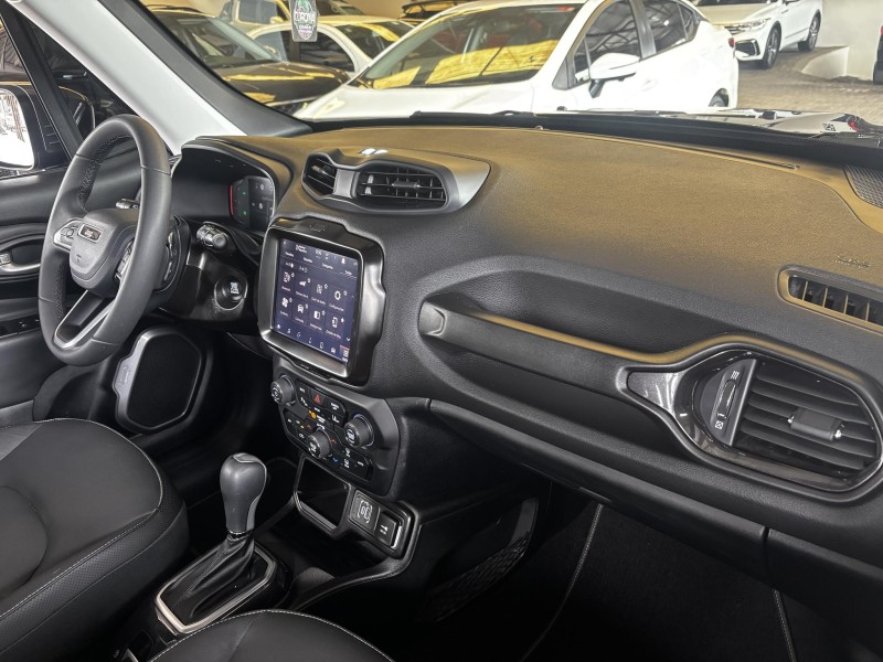 RENEGADE 1.3 16V NIGHT EAGLE T270 TURBO FLEX 4P AUTOMÁTICO - 2025 - FARROUPILHA