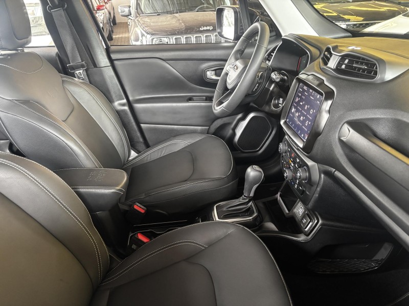 RENEGADE 1.3 16V NIGHT EAGLE T270 TURBO FLEX 4P AUTOMÁTICO - 2025 - FARROUPILHA