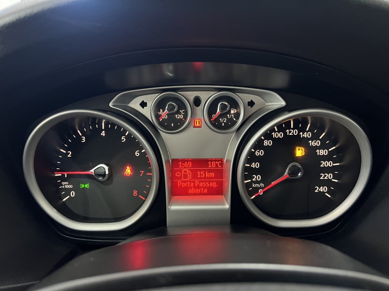 FOCUS 2.0 GLX 16V GASOLINA 4P MANUAL - 2013 - CAXIAS DO SUL