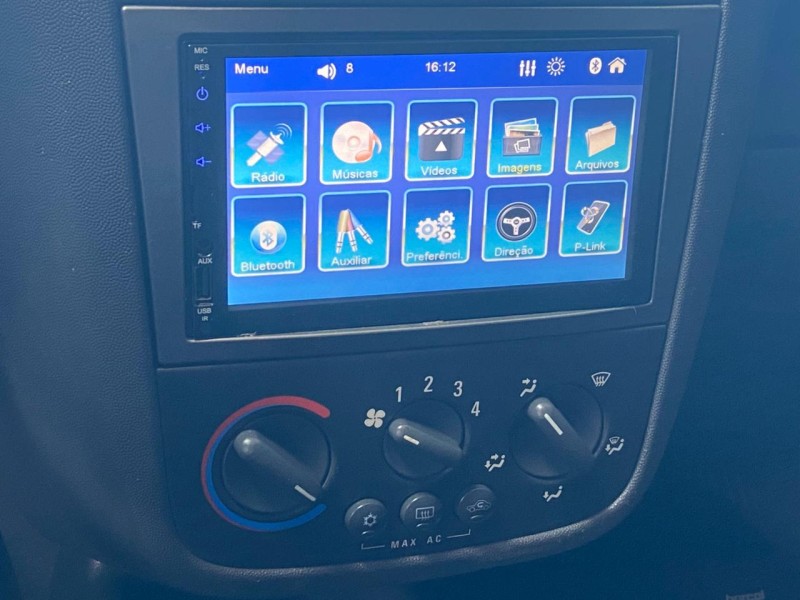 CORSA 1.4 MPFI MAXX 8V FLEX 4P MANUAL - 2011 - CAXIAS DO SUL