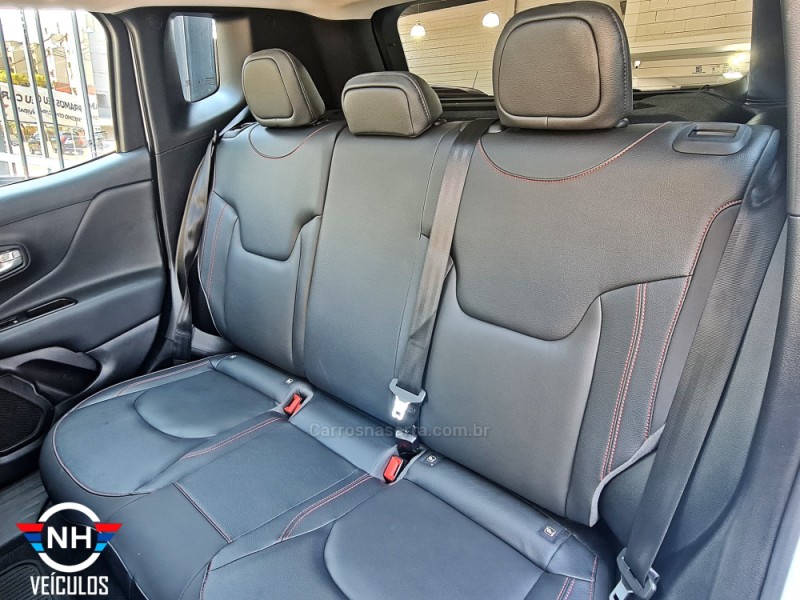 RENEGADE 1.3 TRAILHAWK T270 16V TURBO FLEX 4X4 4P AUTOMÁTICO - 2023 - NOVO HAMBURGO