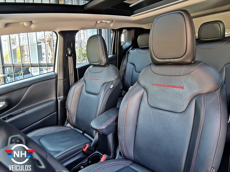 RENEGADE 1.3 TRAILHAWK T270 16V TURBO FLEX 4X4 4P AUTOMÁTICO - 2023 - NOVO HAMBURGO