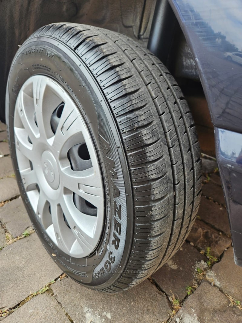 SANDERO 1.0 AUTHENTIQUE 16V FLEX 4P MANUAL - 2009 - VERANóPOLIS