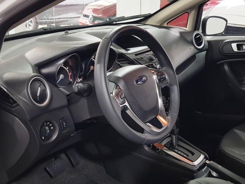 FIESTA 1.6 TITANIUM SEDAN 16V FLEX 4P AUTO - 2015 - CAXIAS DO SUL