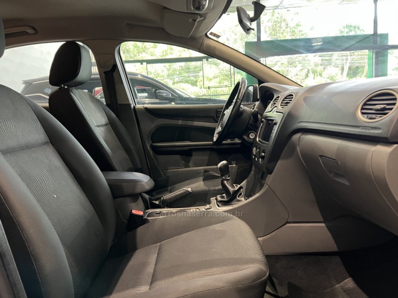 FOCUS 1.6 GLX 16V FLEX 4P MANUAL - 2012 - CAXIAS DO SUL