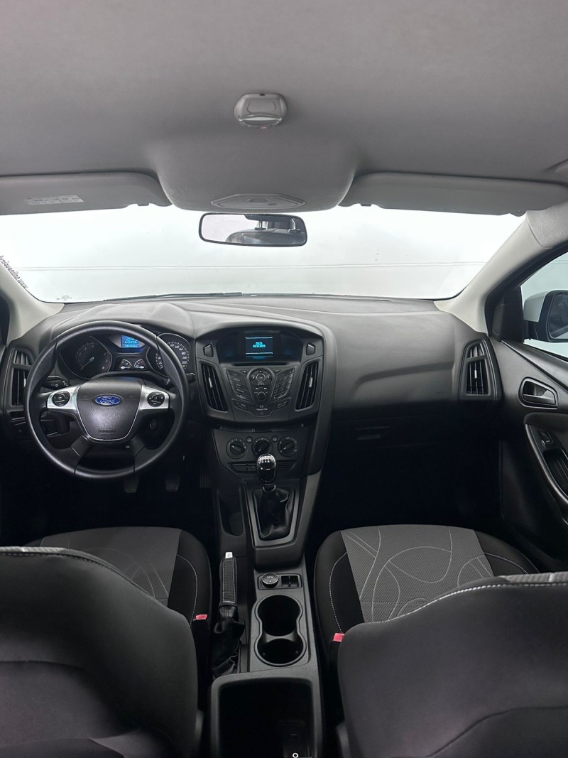 FOCUS 1.6 SE PLUS 16V FLEX 4P MANUAL - 2014 - FARROUPILHA